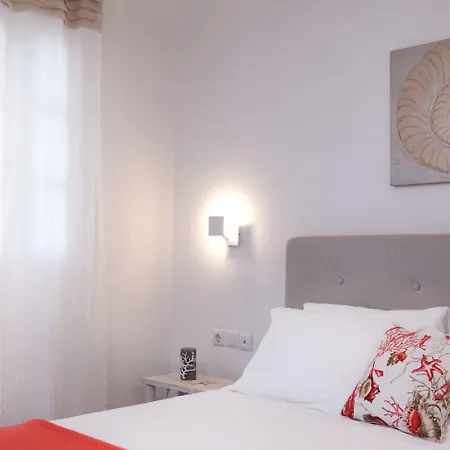 Lilly Residence-all Sea View Suites, Adults Only 5* Nausa