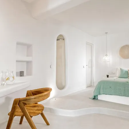 Lilly Residence-all Sea View Suites, Adults Only 5* Naoussa