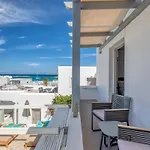 Lilly Residence-all Sea View Suites, Adults Only Naoussa