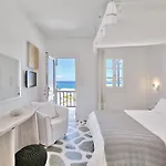 Lilly Residence-all Sea View Suites, Adults Only 5* Naousa