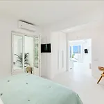 Hotel Lilly Residence-all Sea View Suites, Adults Only