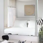 Lilly Residence-all Sea View Suites, Adults Only Naoussa