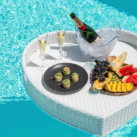 ホテル Lilly Residence-all Sea View Suites, Adults Only 5*
