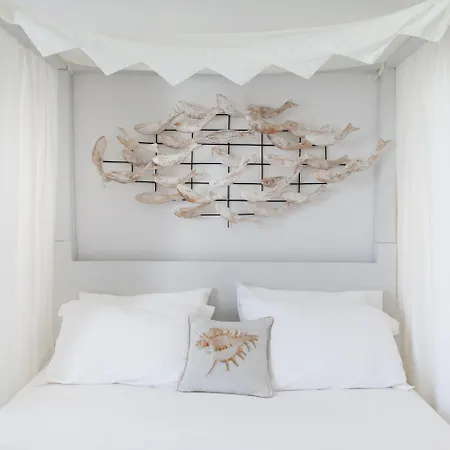 Lilly Residence-all Sea View Suites, Adults Only 5* Naousa