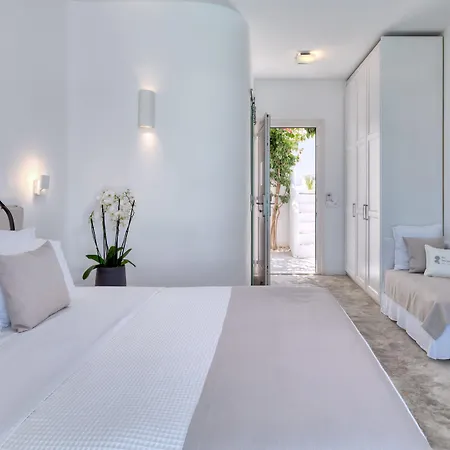 Lilly Residence-all Sea View Suites, Adults Only Hotel Naousa